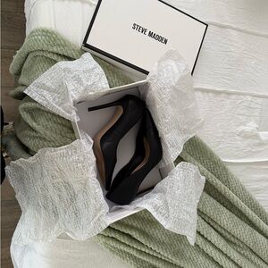 Steve Madden Classic Black Heels